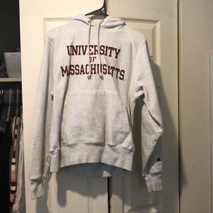 Champion UMASS Amherst hoodie!